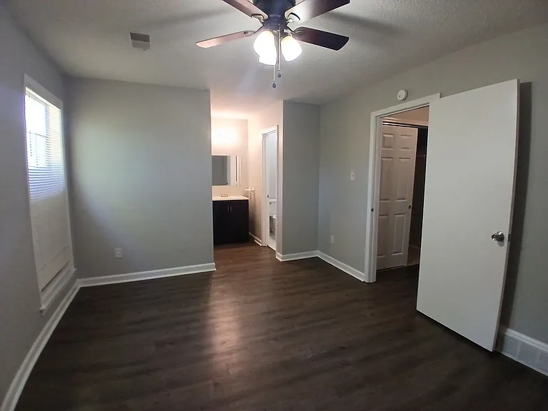 5962 Whisper Valley Dr — Photo 11