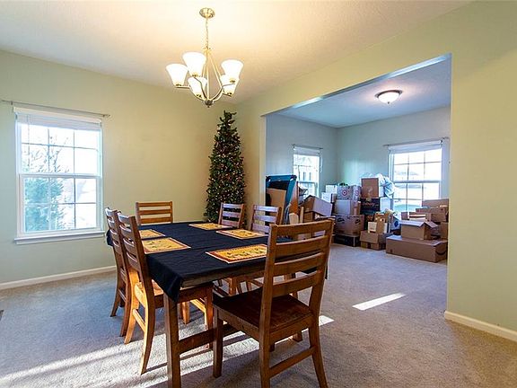 2nd image of 459 Val Dosta Cir