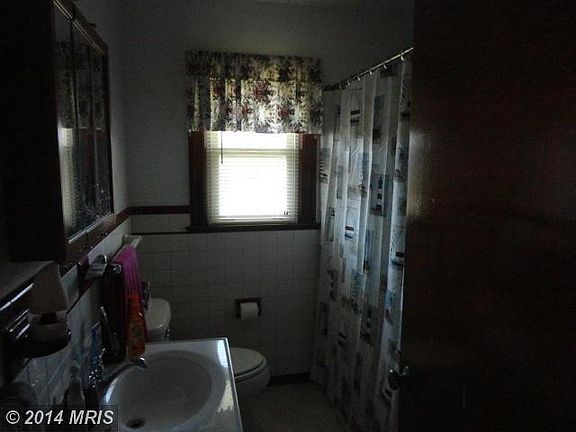 4th image of 198 Caisson Rd