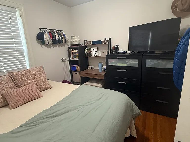 3443 N Lakewood Ave #2 — Photo 6