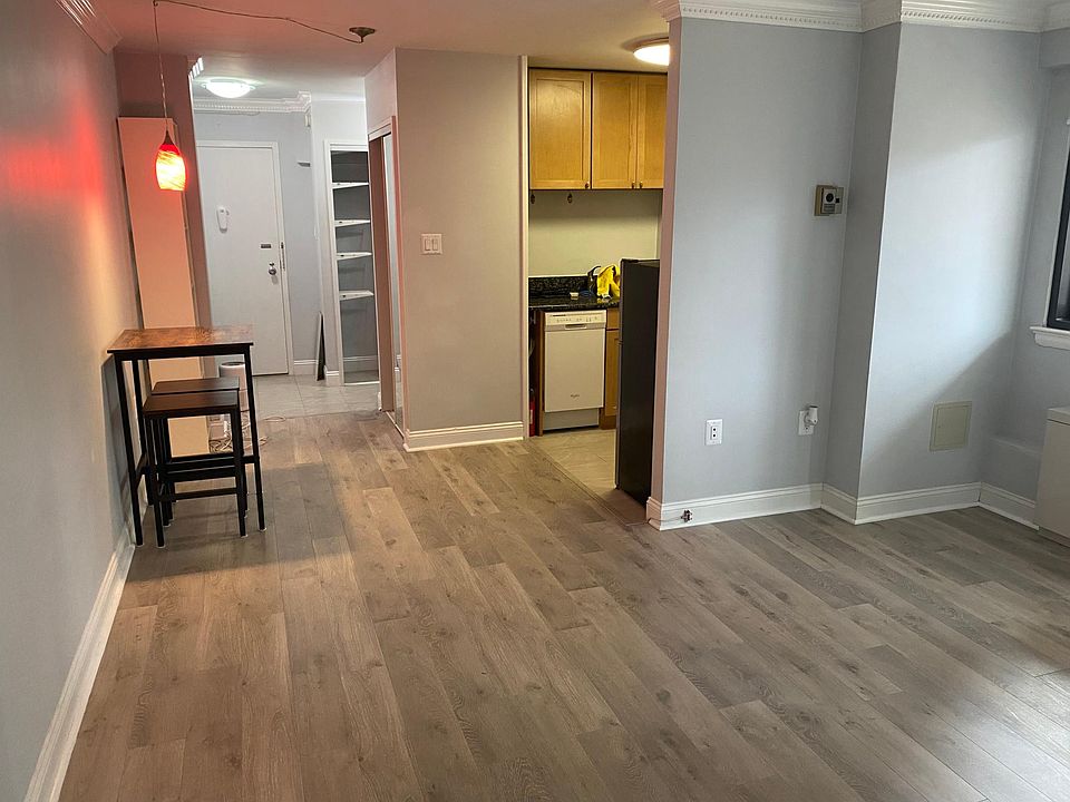 Cafe height dining room table and stool.