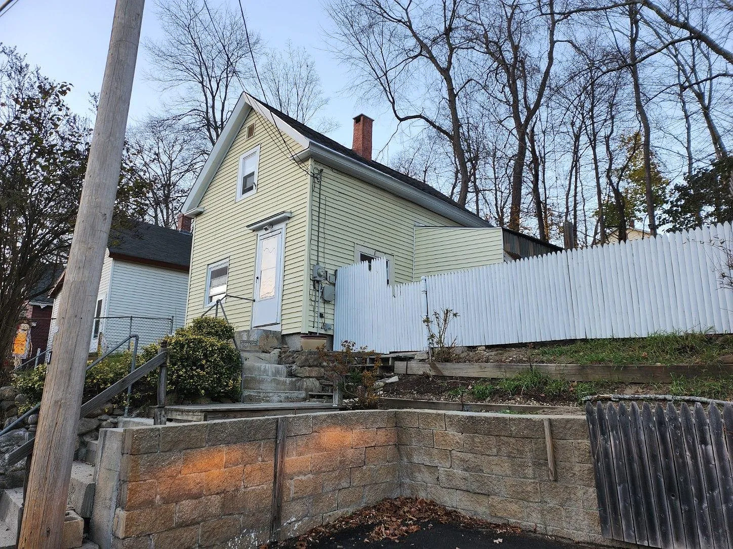 334 Main St — Photo 2