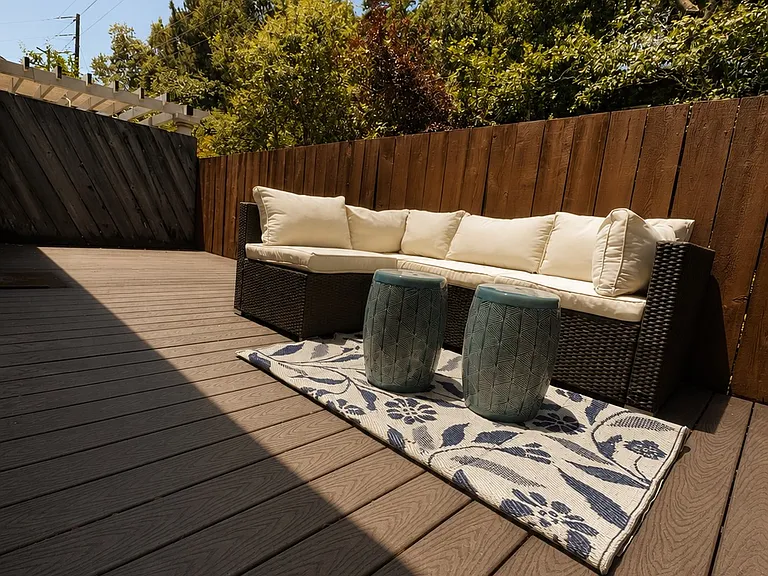 843 Falcon Way — Photo 13