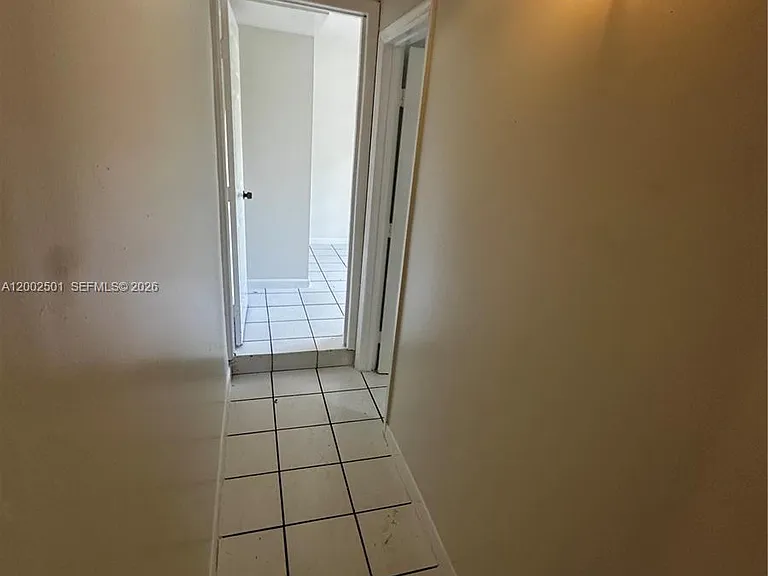 821 SW 2nd St — Photo 12
