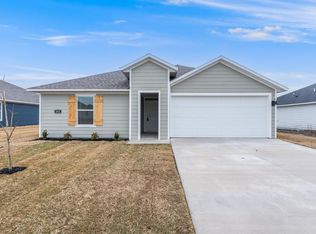 551 Shepherd St, Prairie Grove, AR 72753
