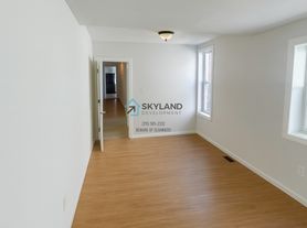 1533 N Redfield St, Philadelphia, PA