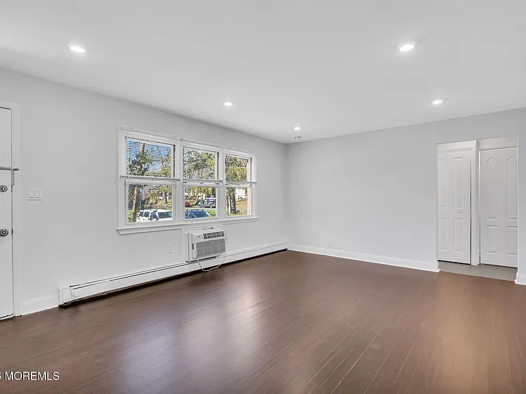 96 East Ave #97 — Photo 4