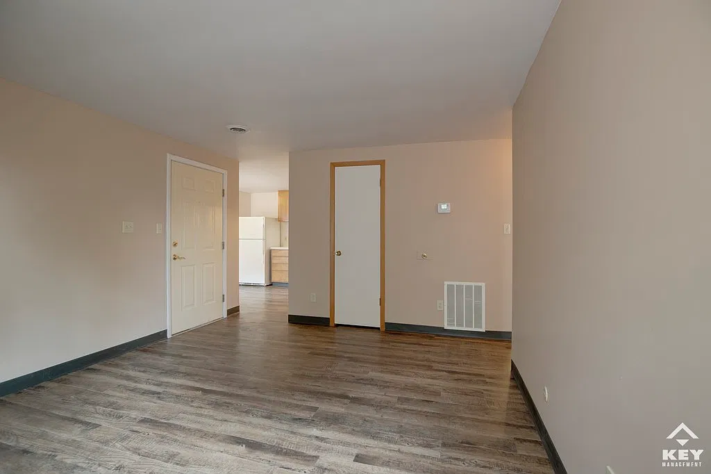 2 bed, 832 sqft, $690 — Photo 4