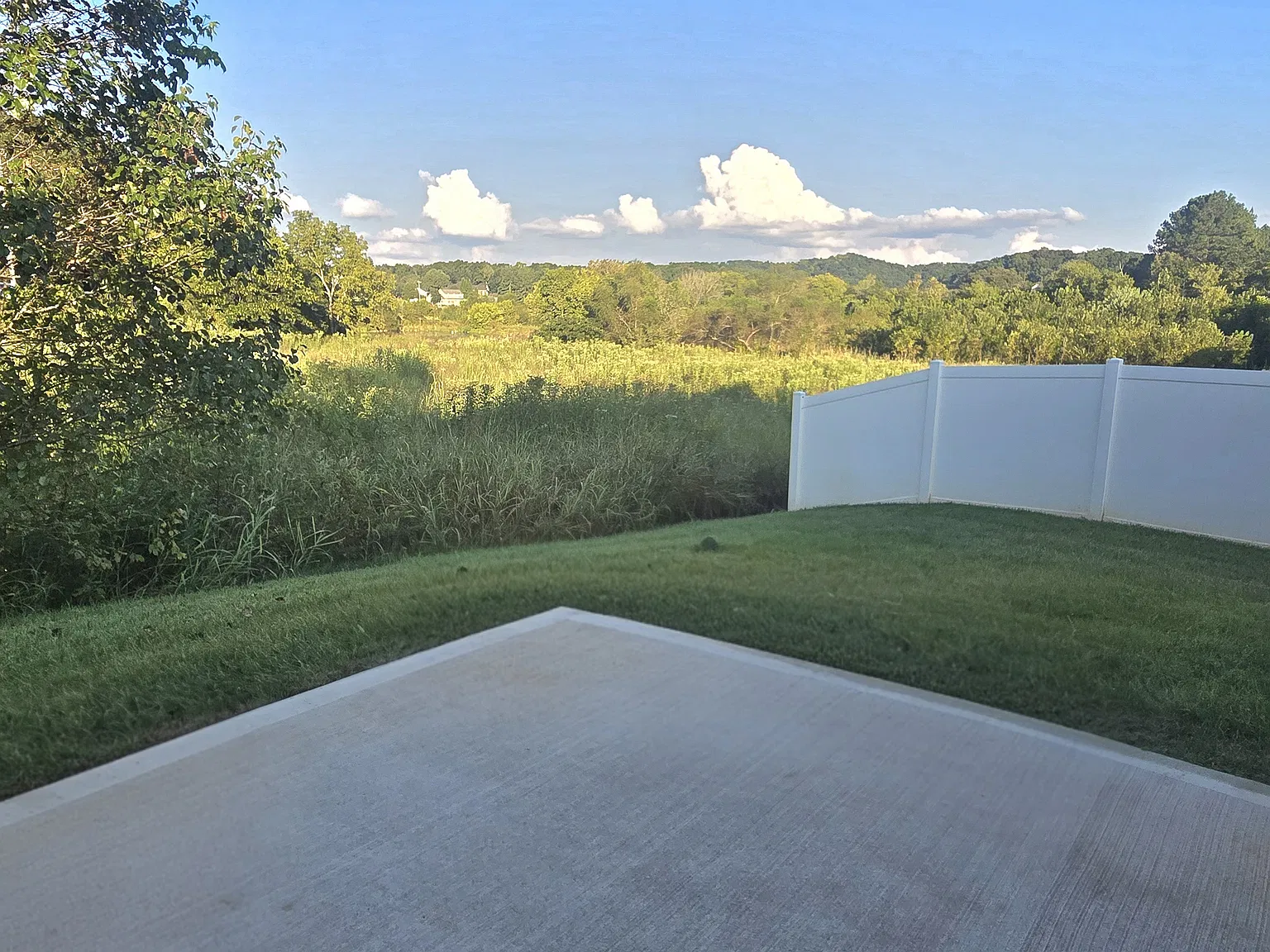 2 bed, 1450 sqft, $2,200 — Photo 4