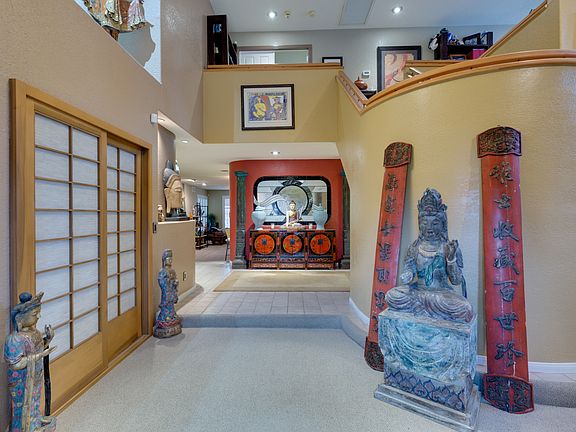 3rd image of 2795 Twin Palms Cir