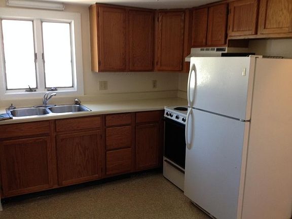 103 W.Main Kitchen