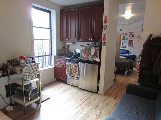 Rented by FirstService Realty (legacy) | media 17