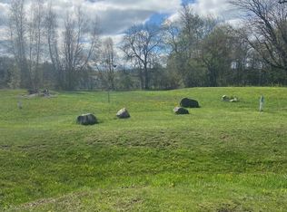 8 Jordan Ln, Swanton, VT 05488