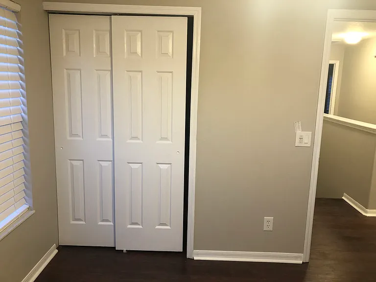 17551 Sandgate Ct — Photo 38
