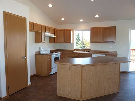 3rd image of 18104 E Michielli Ln