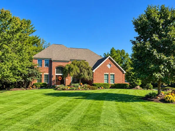 10415 Woodburn Dr, Powell, OH 43065