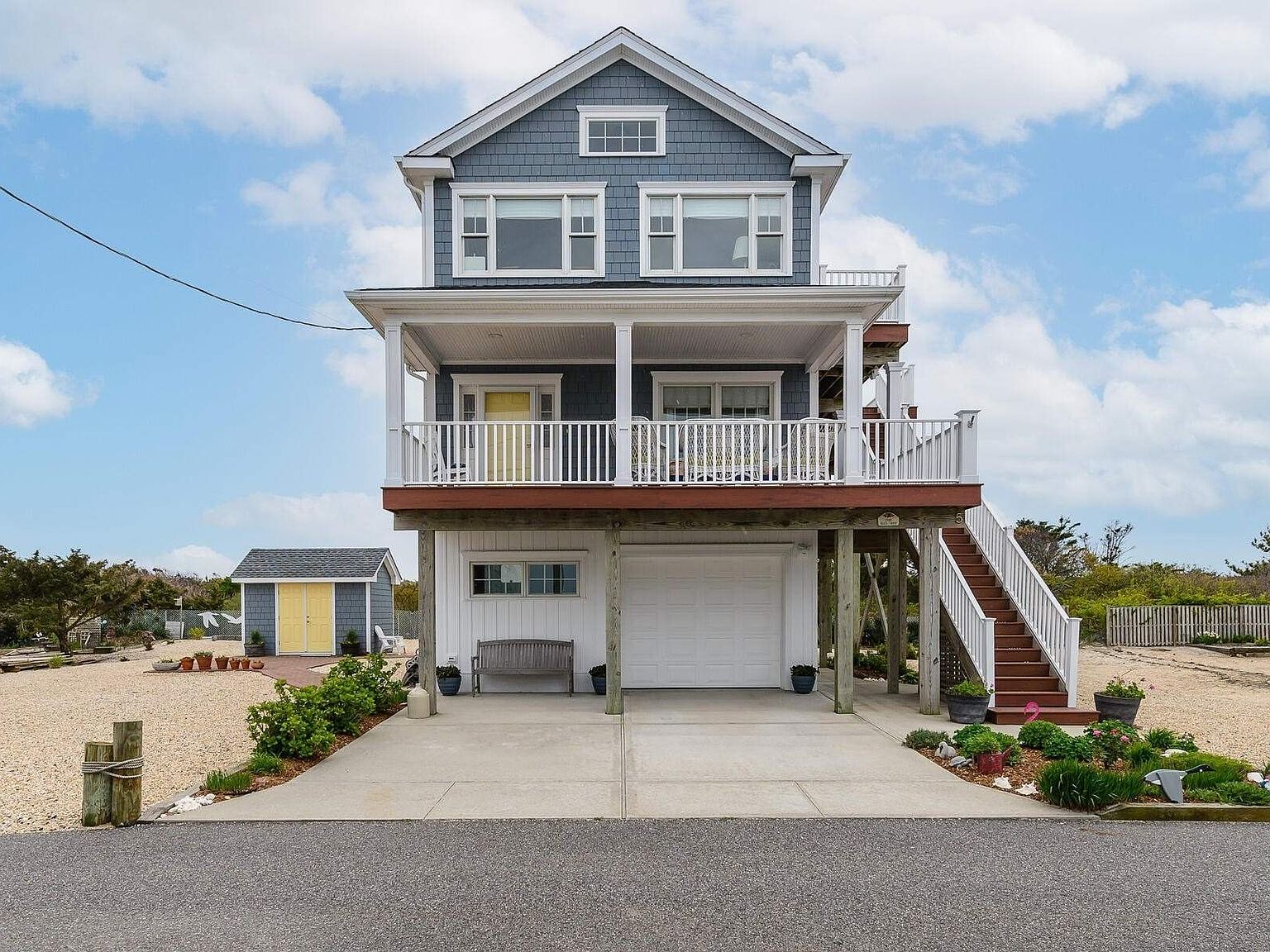 5 Broadway, Gilgo Beach, NY 11702 Zillow