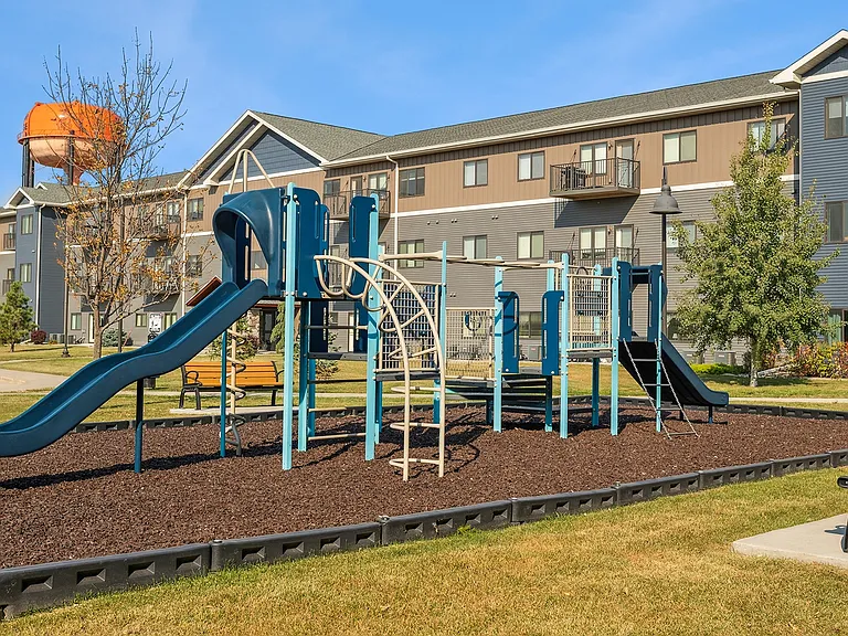 Deer Ridge Apartment Homes — Photo 20