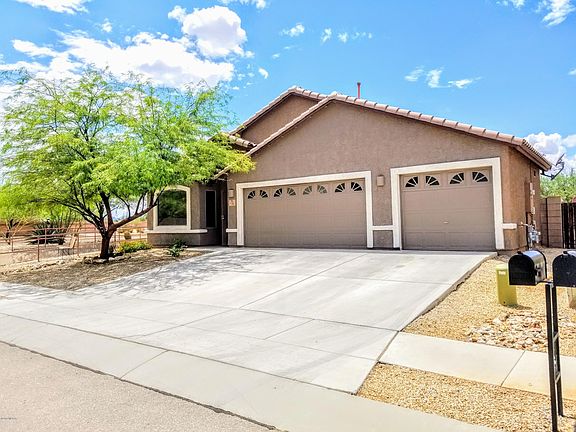 3rd image of 7192 S Mission Springs Dr