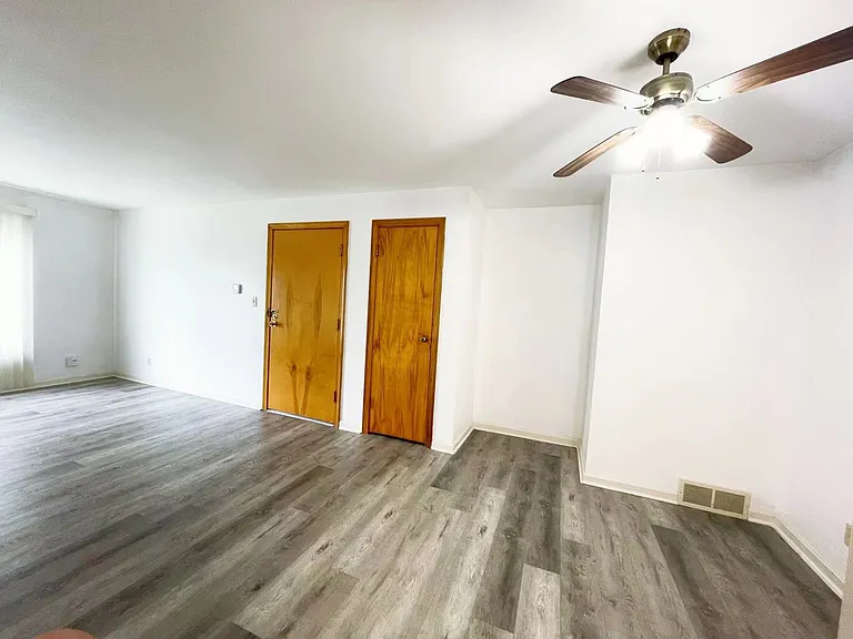 206 Kenridge Rd #1 — Photo 12