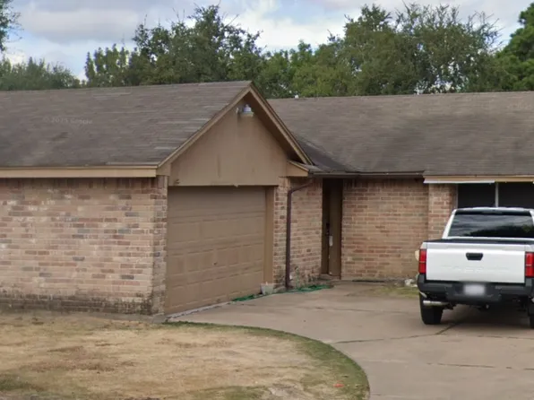 16350 Pebbleglen Dr, Houston, TX 77095