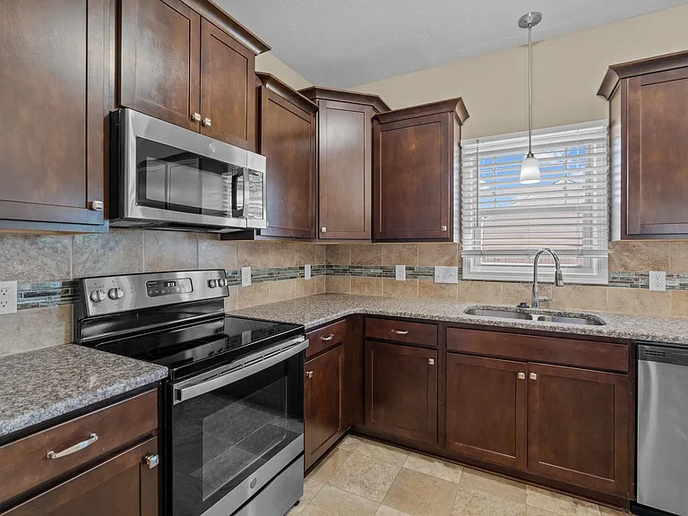 528 Tip Top Ave — Photo 15