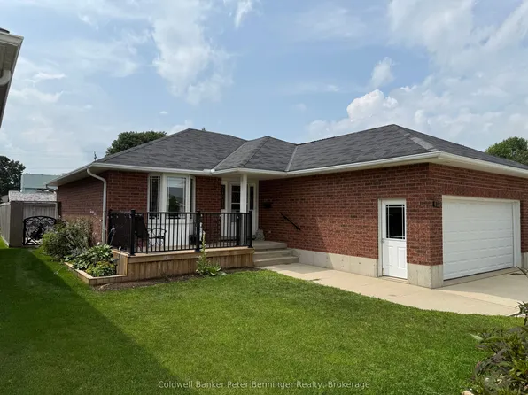 636 22nd Ave, Hanover, ON N4N 3W7