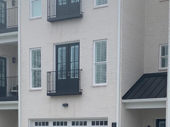 117 Downton North Dr #117