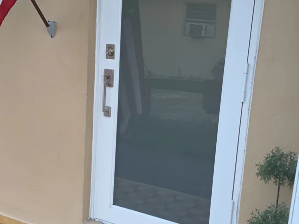 2247 SW 68th Ct Floor 2, Miami, FL 33155
