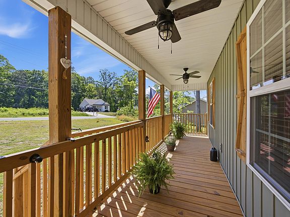 3rd image of 2704 Quarles Rd