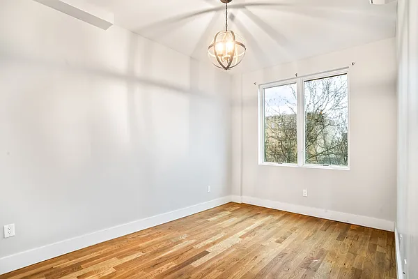 Rented by Compass | media 37