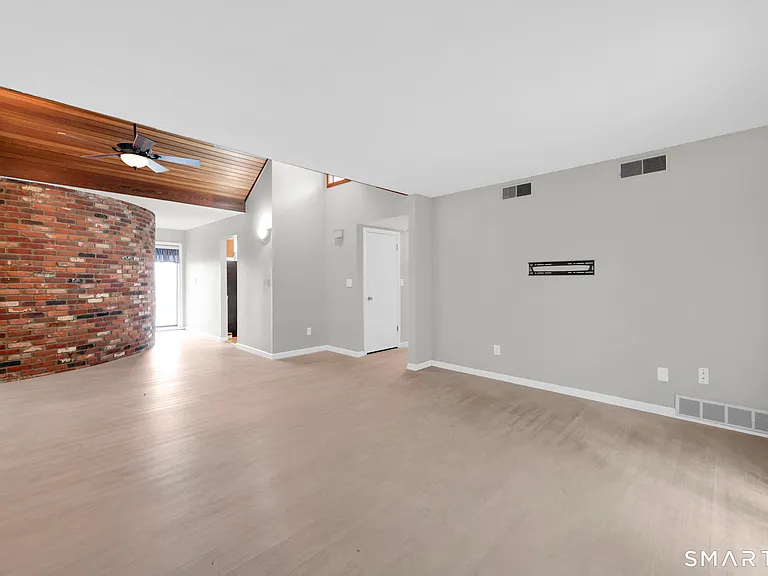 3 Murphys Ln #14 — Photo 12