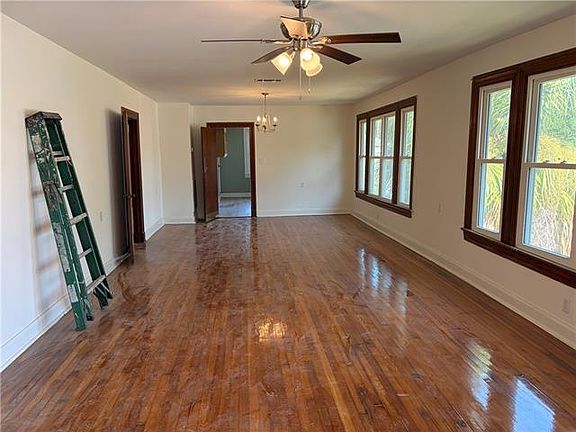 3rd image of 6816 Canal Blvd