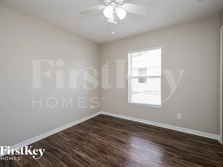 3945 N Cranberry Blvd — Photo 12
