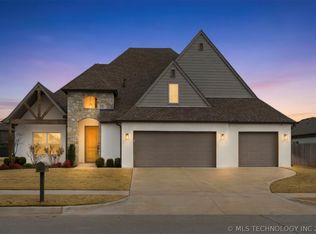 12723 S Maplewood Ave, Bixby, OK 74008