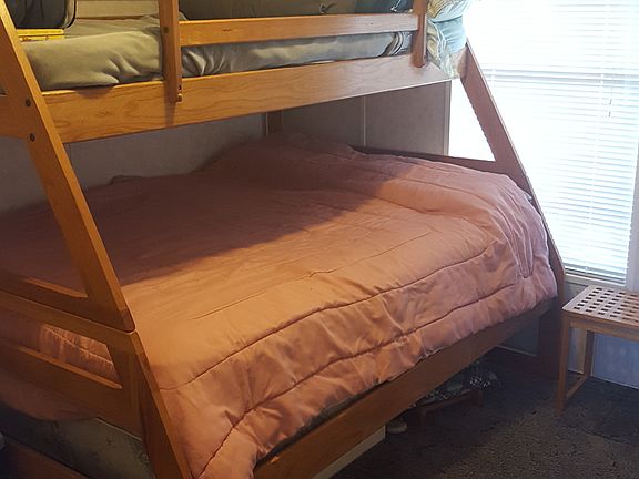 2nd large bedroom