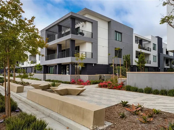 16377 Dawn Way #204, Tustin, CA 92782