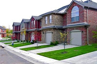 1st image of 308 Broad Leaf Pl