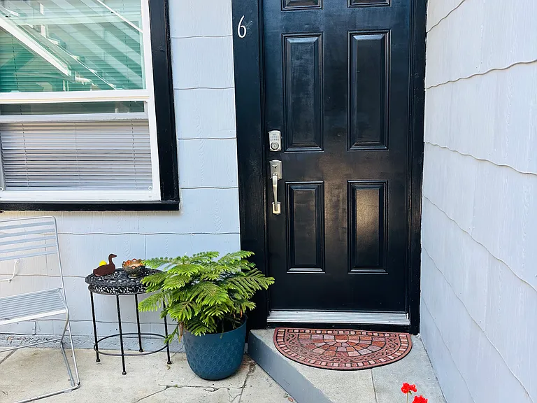 274 Cliff Dr #6 — Photo 9