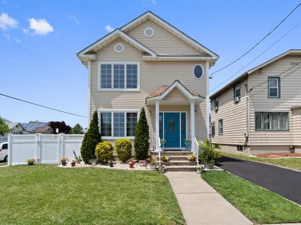 7 Lafayette Pl, Lyndhurst, NJ 07071