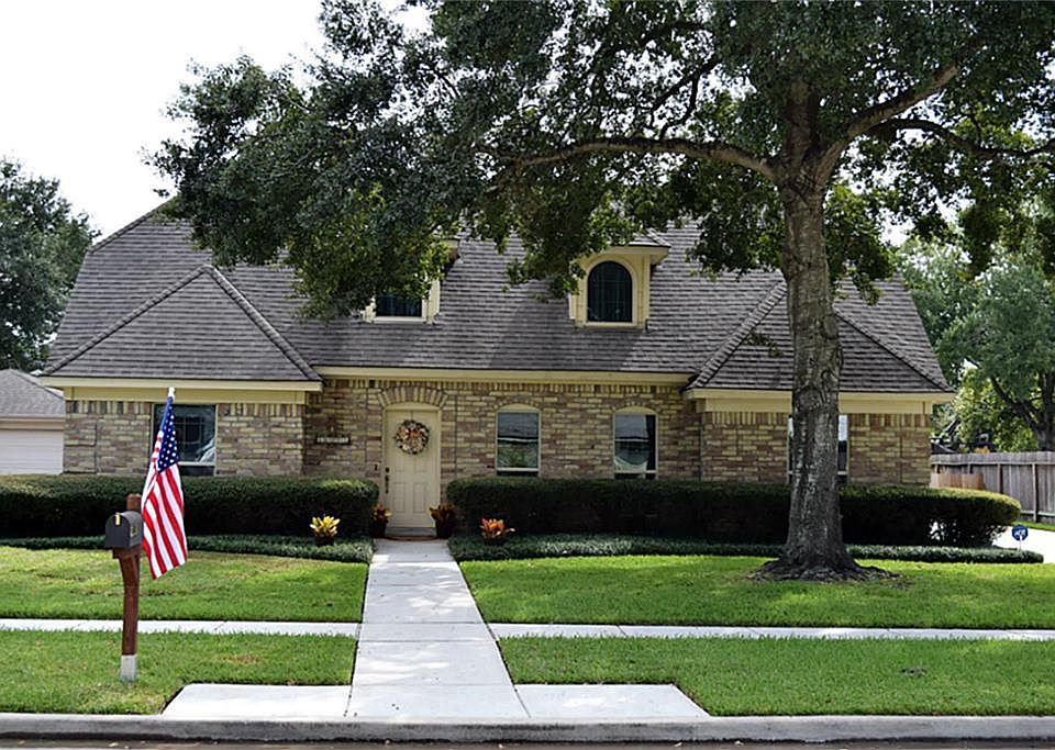 1st image of 16233 Congo Ln