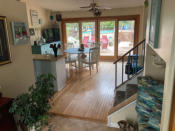 3rd image of 3674 Lido Dr