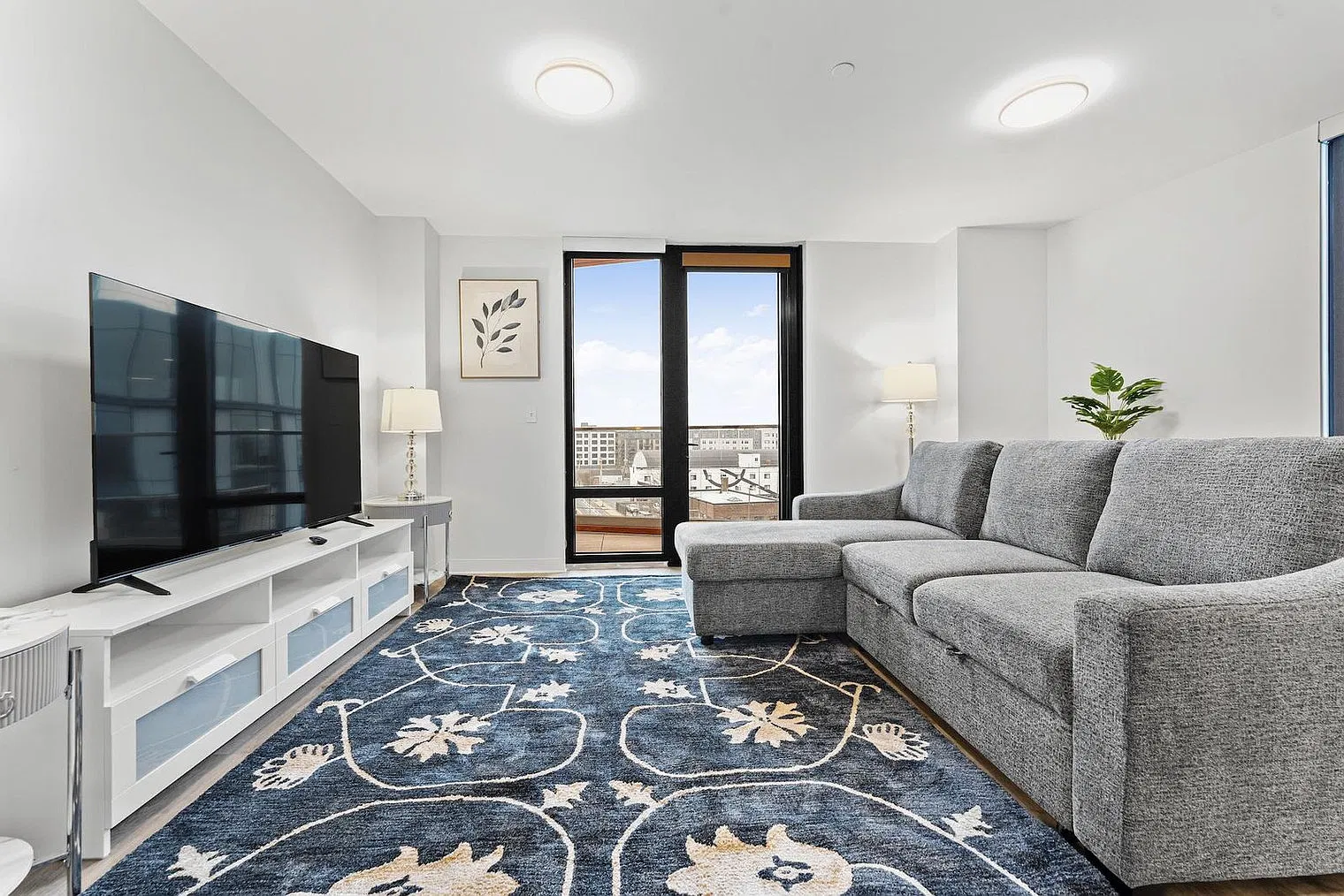 1 bed, 1.0 bath, 871 sqft, $3,779 — Photo 1