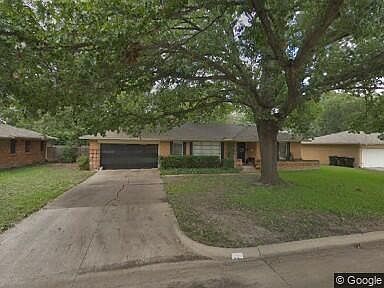 1st image of 1725 14th Pl
