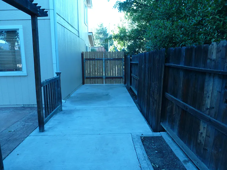 6770 Sandia Dr — Photo 11