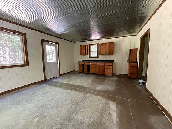 5th image of 6819 N Gardner Road