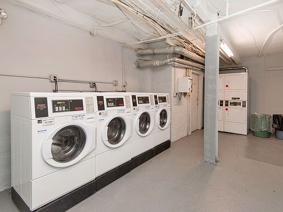 2nd image of 277 Harrison Ave APT B2