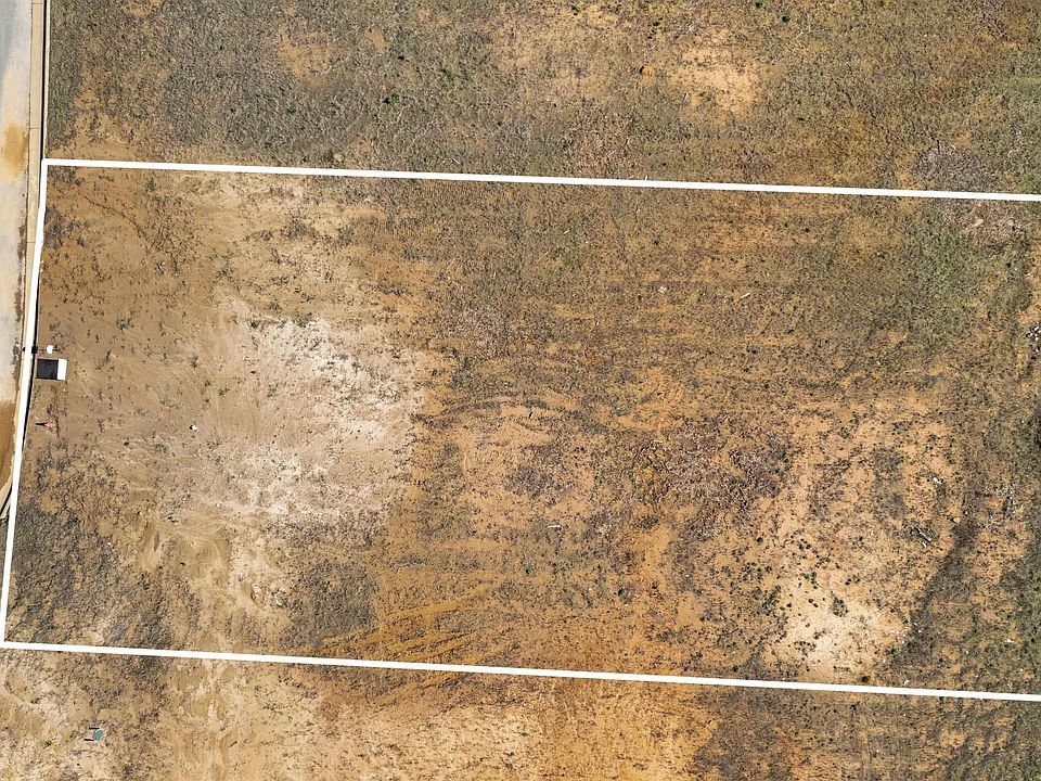 2nd image of 1721 Legacy Ct