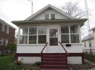 524 E 2nd St, Monroe, MI 48161