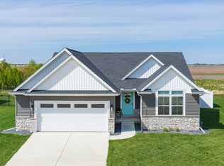 2624 Shale Rd, Normal, IL 61761